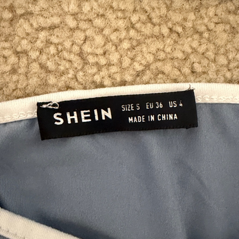 SHEIN Bundle. Size small - Picture 4 of 4